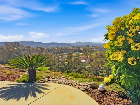 Exterior - 13650 Ahwahnee Way, Poway, CA 92064 photo 20 of 22