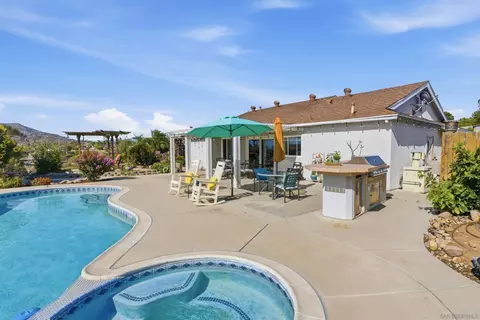 Exterior - 13650 Ahwahnee Way, Poway, CA 92064 photo 12 of 22