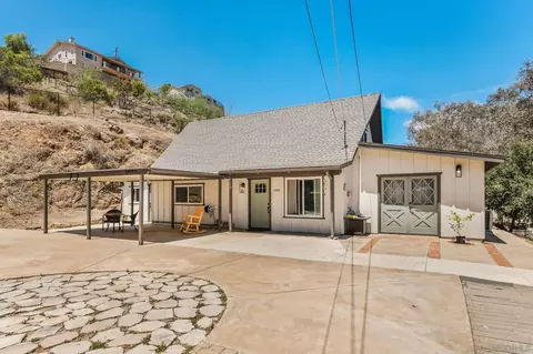11802 Hi Rdg, Lakeside, CA 92040