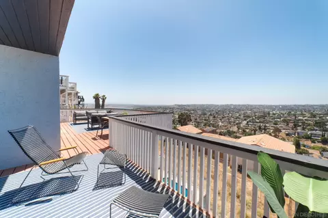 Exterior - 1102 La Mesa, Spring Valley, CA 91977 photo 8 of 12