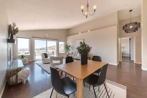 Dining - 1102 La Mesa, Spring Valley, CA 91977 photo 1 of 1