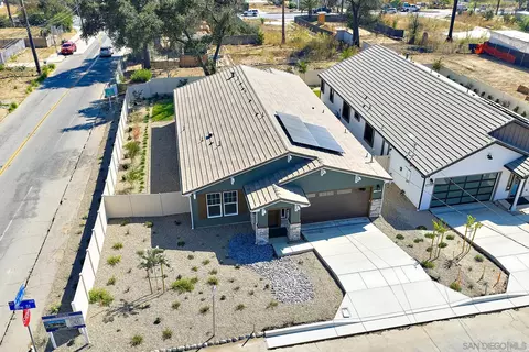 View/Area - 2 W Pine St, Altadena, CA 91001 photo 1 of 3