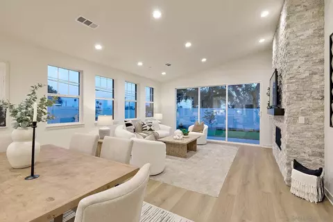 Living - 2 W Pine St, Altadena, CA 91001 photo 4 of 6