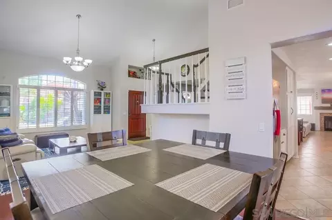 Dining - 473 Avenida Canora, Oceanside, CA 92057 photo 4 of 4