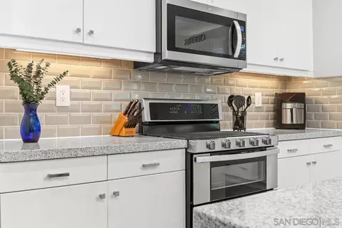 Kitchen - 4209 Francia Way, Oceanside, CA 92057 photo 5 of 5