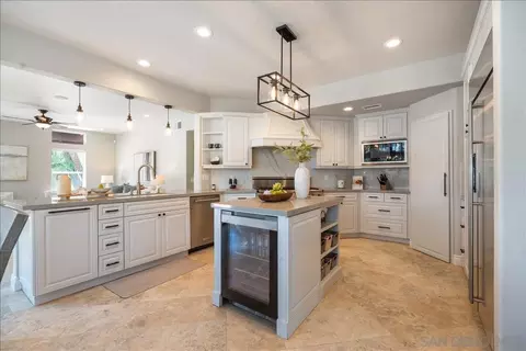 Kitchen - 16879 Saint Andrews, Poway, CA 92064 photo 3 of 7