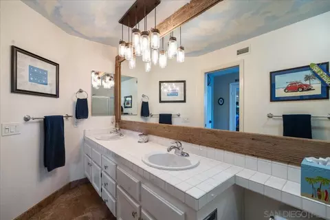 Bath - 16879 Saint Andrews, Poway, CA 92064 photo 7 of 10