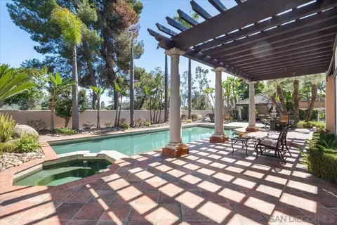 Exterior - 16879 Saint Andrews, Poway, CA 92064 photo 9 of 16