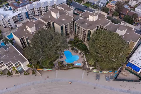 Exterior - 3940 Gresham St #251, San Diego, CA 92109 photo 6 of 8