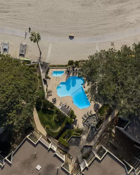 Exterior - 3940 Gresham St #251, San Diego, CA 92109 photo 7 of 8