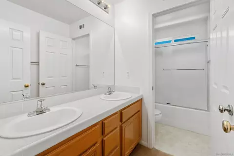 Bath - 31305 Gleneagles, Temecula, CA 92591 photo 2 of 3