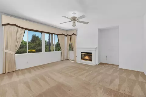 Living - 31305 Gleneagles, Temecula, CA 92591 photo 6 of 13