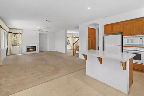 Living - 31305 Gleneagles, Temecula, CA 92591 photo 7 of 13