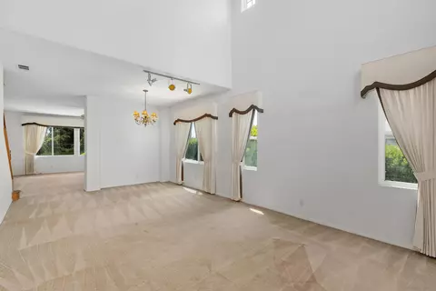Living - 31305 Gleneagles, Temecula, CA 92591 photo 5 of 13
