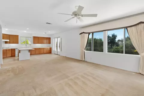 Living - 31305 Gleneagles, Temecula, CA 92591 photo 12 of 13