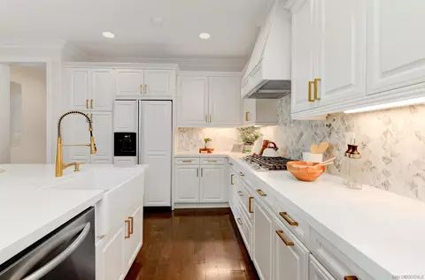 8360 Bristol Ridge Ln, San Diego, CA 92127