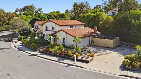 2944 Cottingham St, Oceanside, CA 92054