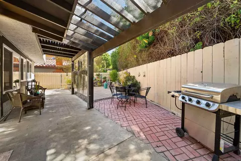 Exterior - 2944 Cottingham St, Oceanside, CA 92054 photo 2 of 4