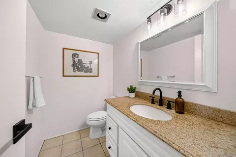 Bath - 2944 Cottingham St, Oceanside, CA 92054 photo 1 of 4
