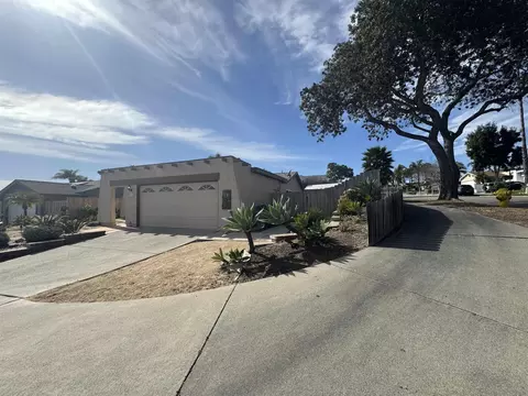 4169 Alana Cir, Oceanside, CA 92056 photo 2