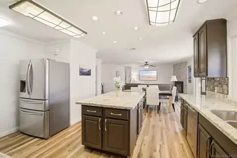 Kitchen - 28221 Stonington Way, Escondido, CA 92026 photo 4 of 4