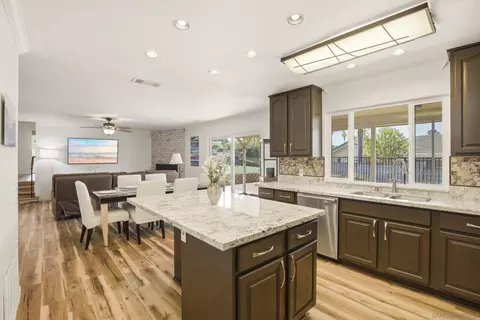 Kitchen - 28221 Stonington Way, Escondido, CA 92026 photo 2 of 4