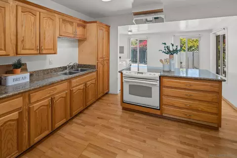 Kitchen - 2463 Hardy, Lemon Grove, CA 91945 photo 3 of 4