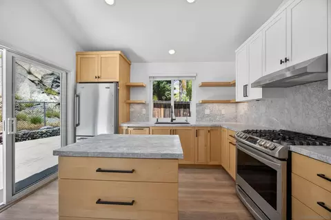 Kitchen - 2409 Pimlico Pl, Alpine, CA 91901 photo 2 of 4