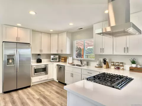 Kitchen - 1418 York Dr, Vista, CA 92084 photo 1 of 3