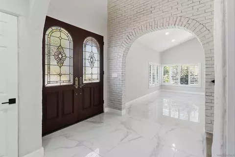 Entry Way - 1223 Burris Dr, El Cajon, CA 92019 photo 2 of 2