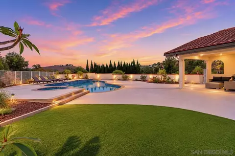 1223 Burris Dr, El Cajon, CA 92019