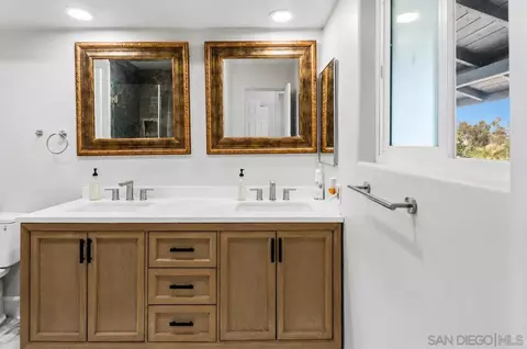 Bath - 1223 Burris Dr, El Cajon, CA 92019 photo 1 of 7
