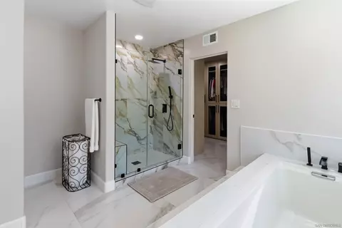 Bath - 1223 Burris Dr, El Cajon, CA 92019 photo 5 of 7