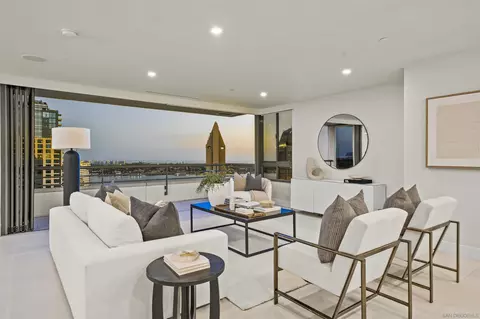 700 Front #2303, San Diego, CA 92101