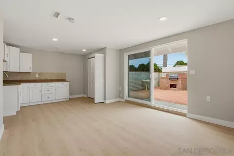 Living - 308 Leeann Ln, Encinitas, CA 92024 photo 8 of 9