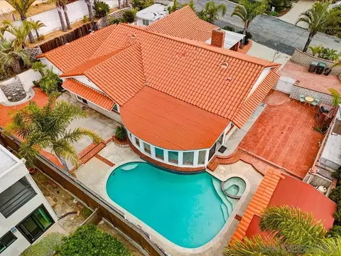View/Area - 308 Leeann Ln, Encinitas, CA 92024 photo 3 of 11