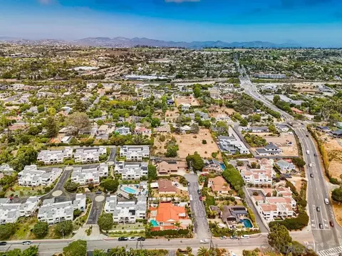 View/Area - 308 Leeann Ln, Encinitas, CA 92024 photo 2 of 11