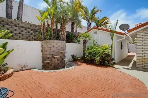 Exterior - 308 Leeann Ln, Encinitas, CA 92024 photo 9 of 12
