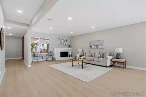 Living - 308 Leeann Ln, Encinitas, CA 92024 photo 1 of 9