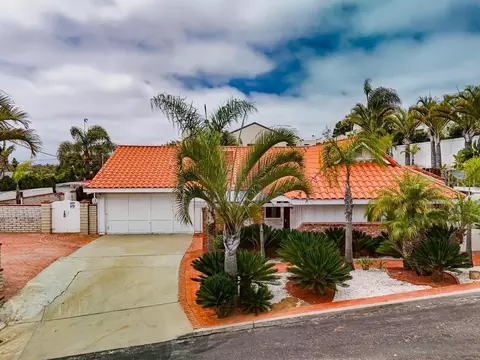 Exterior - 308 Leeann Ln, Encinitas, CA 92024 photo 2 of 12