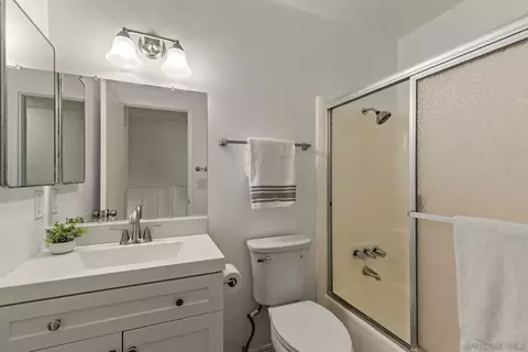 Bath - 10316 Carefree Dr, Santee, CA 92071 photo 1 of 1