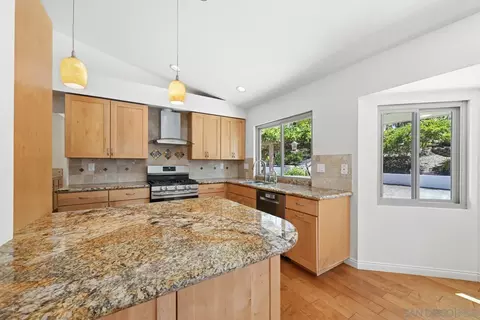 Kitchen - 16490 Bridlewood, Poway, CA 92064 photo 1 of 4
