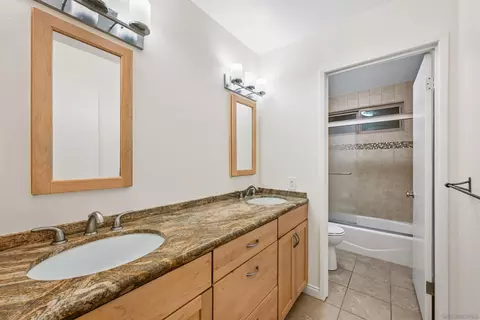 Bath - 16490 Bridlewood, Poway, CA 92064 photo 3 of 3