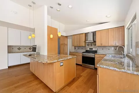 Kitchen - 16490 Bridlewood, Poway, CA 92064 photo 4 of 4