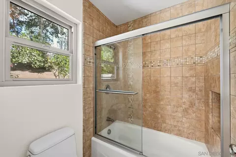 Bath - 16490 Bridlewood, Poway, CA 92064 photo 2 of 3