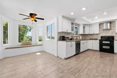 Kitchen - 3562 S Mission Rd, Fallbrook, CA 92028 photo 4 of 6