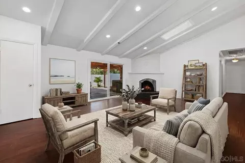 Living - 3562 S Mission Rd, Fallbrook, CA 92028 photo 1 of 9