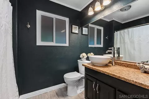Bath - 3562 S Mission Rd, Fallbrook, CA 92028 photo 2 of 5