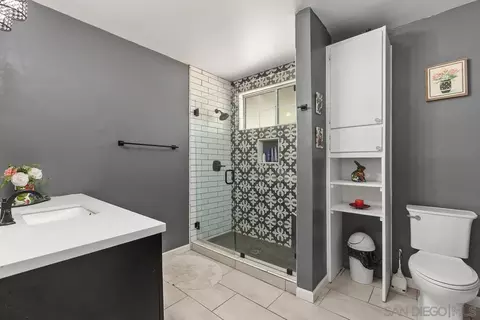 Bath - 3562 S Mission Rd, Fallbrook, CA 92028 photo 4 of 5