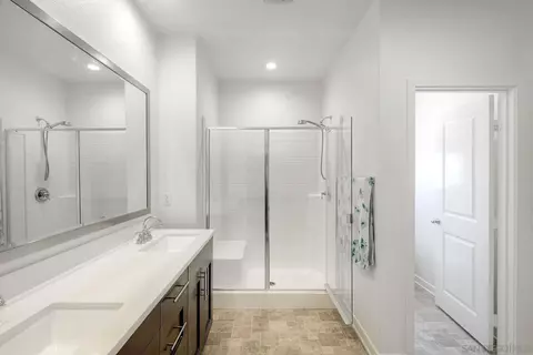 Bath - 4134 Vela Way, Oceanside, CA 92057 photo 5 of 5